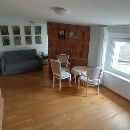 Apartment Mieszkanie Stare *